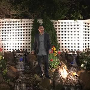 Meet your Posher, Luis